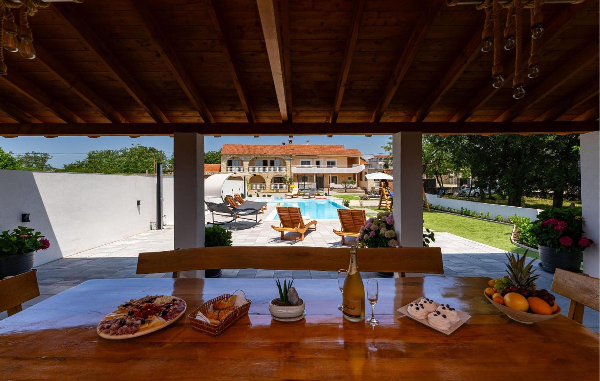 Beautiful Apartment In Galovac With Kitchen Galovac (Zadar) Exterior foto