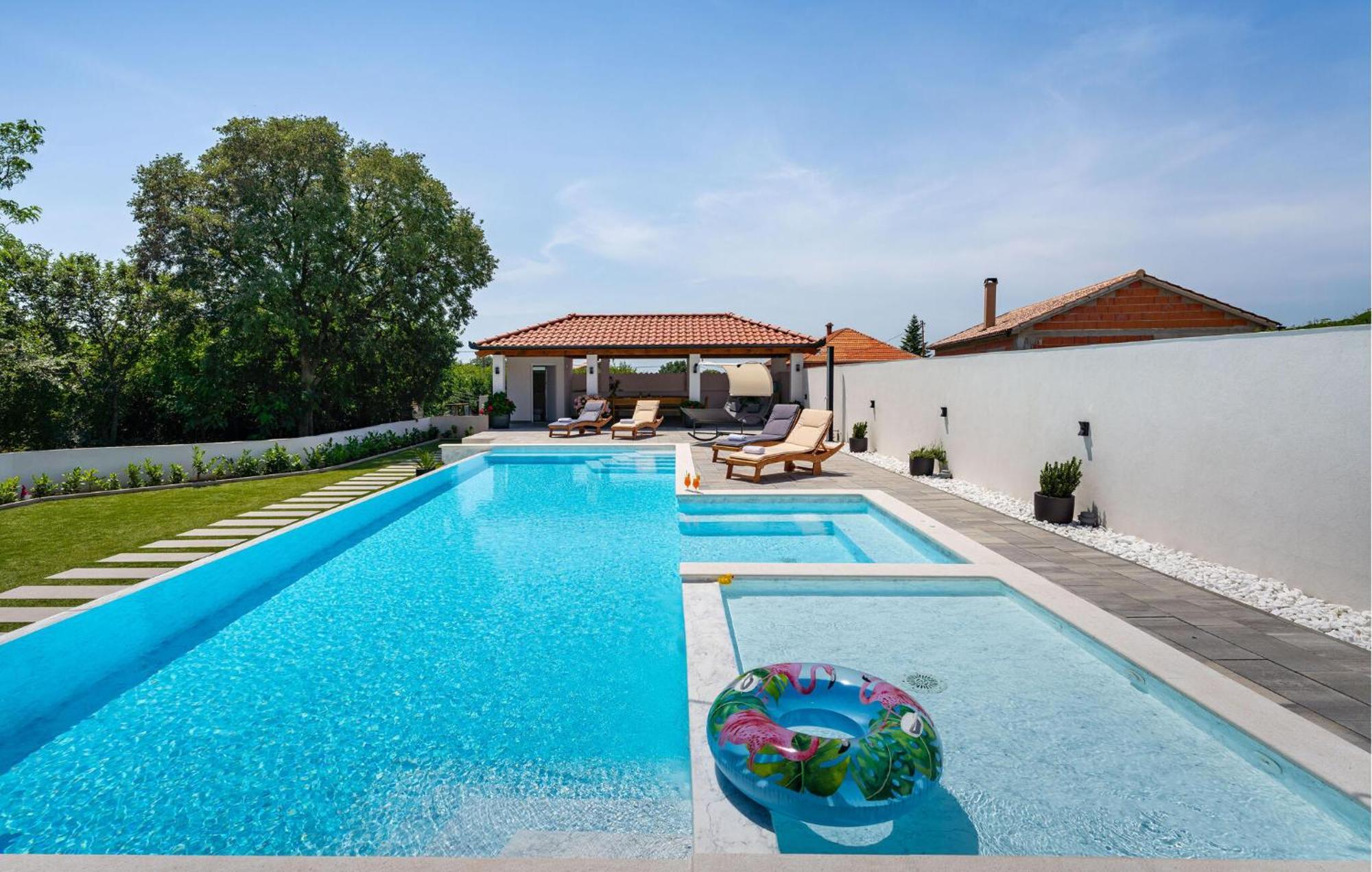 Beautiful Apartment In Galovac With Kitchen Galovac (Zadar) Exterior foto