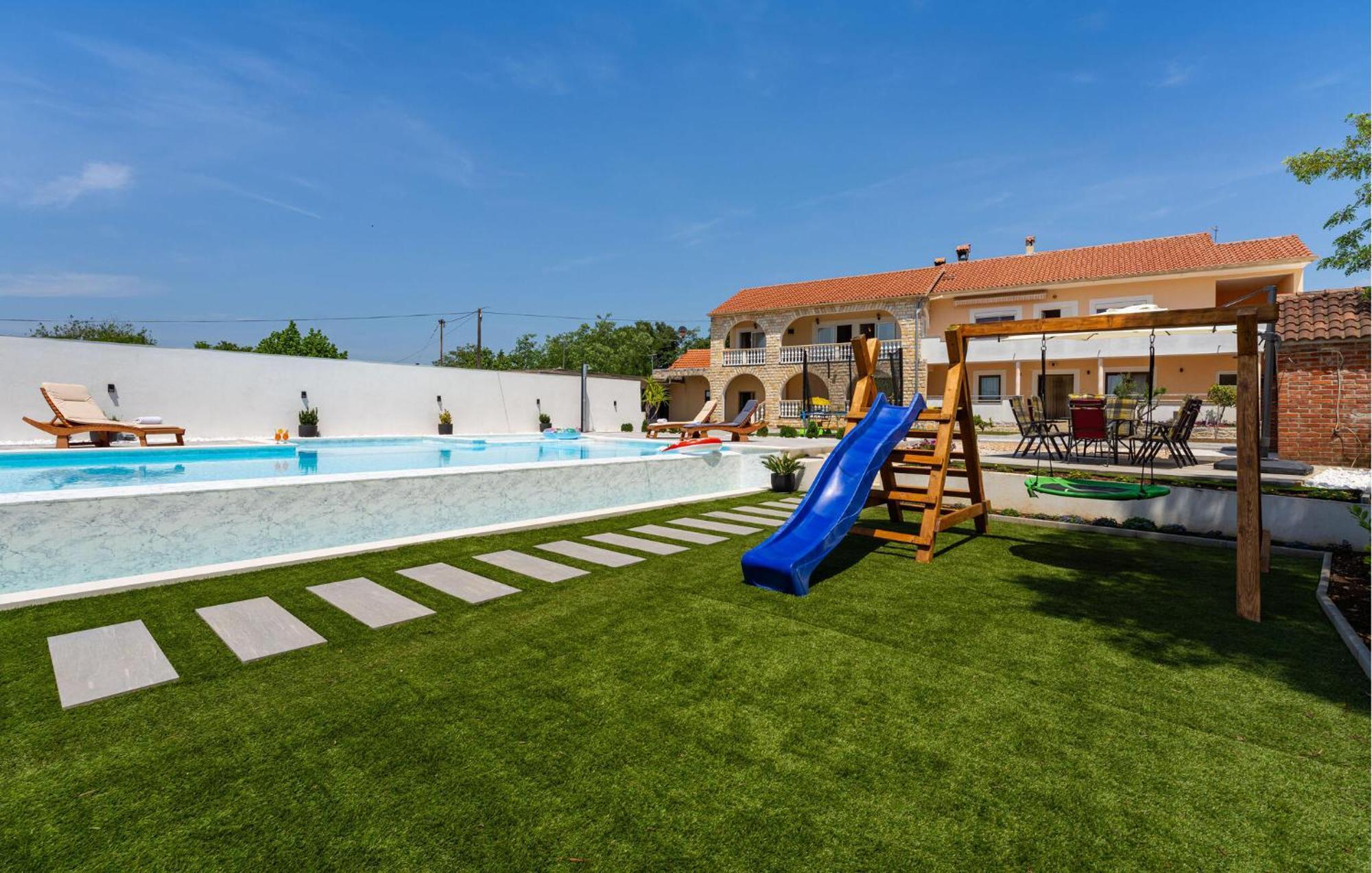 Beautiful Apartment In Galovac With Kitchen Galovac (Zadar) Exterior foto