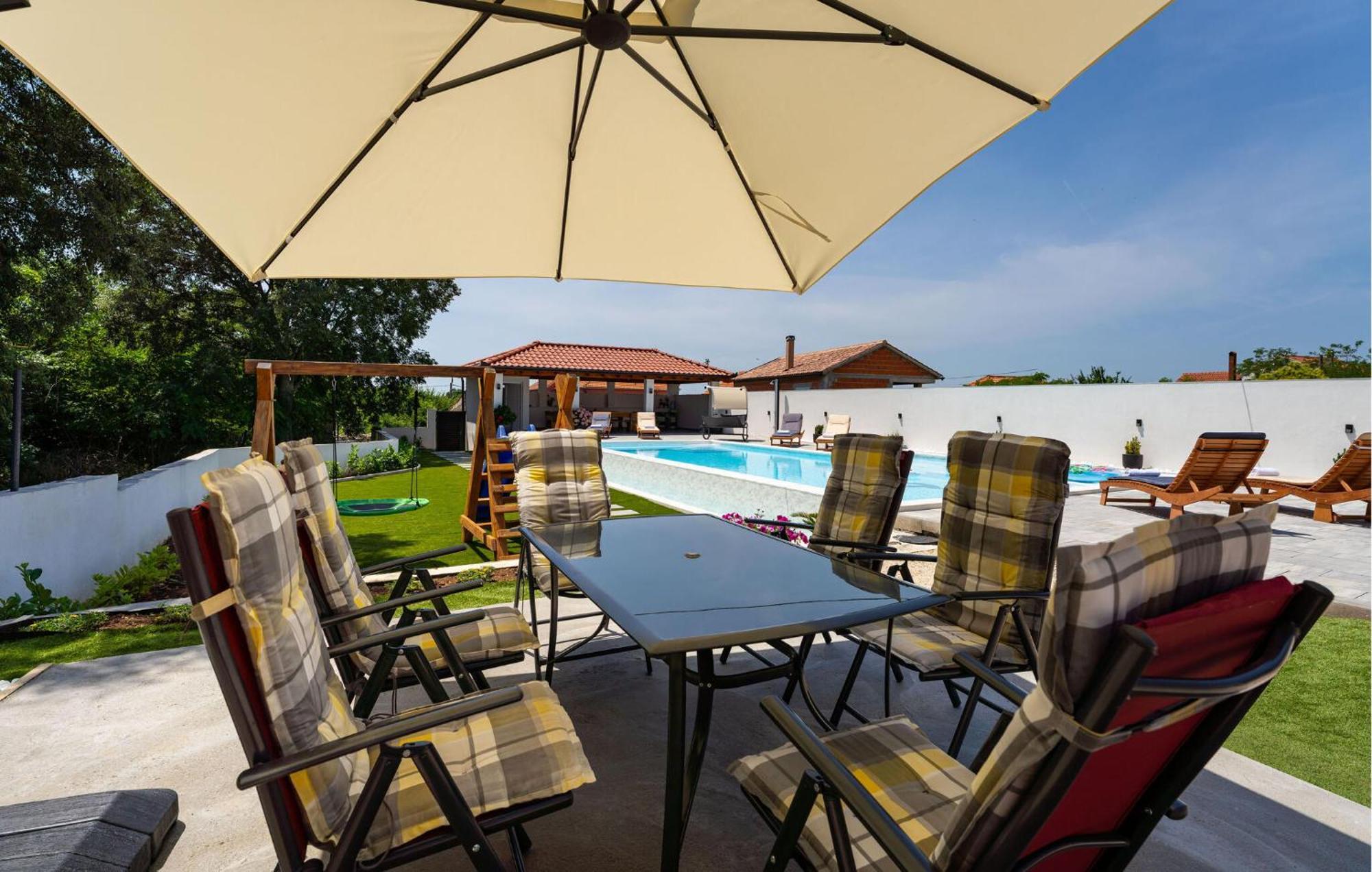 Beautiful Apartment In Galovac With Kitchen Galovac (Zadar) Exterior foto